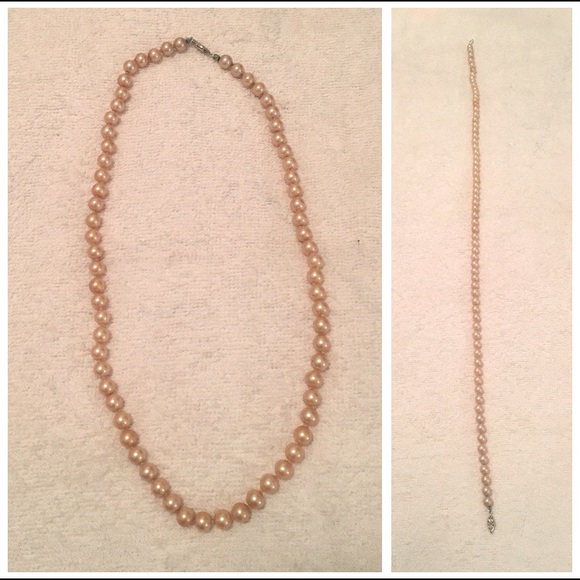 11/$25 Necklaces & Bracelets - Picture 2 of 12